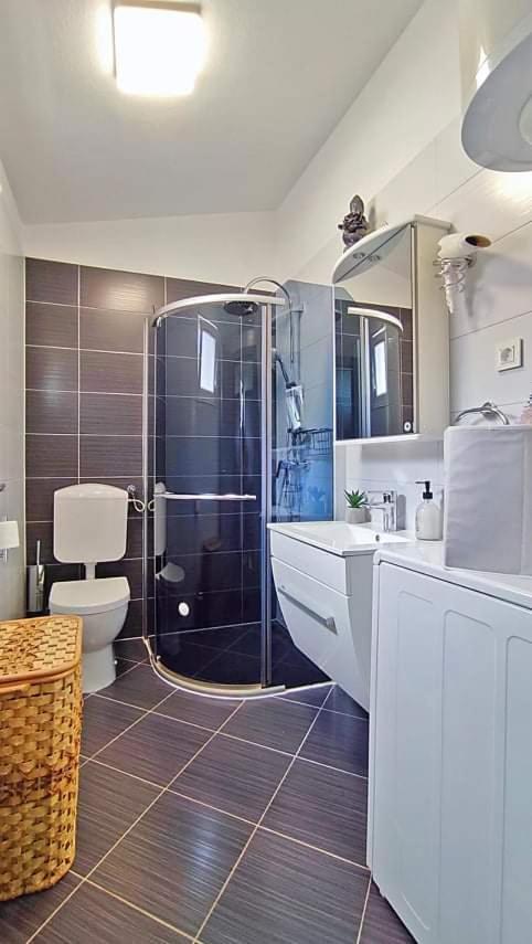 Apartment Ivana Makarska Esterno foto